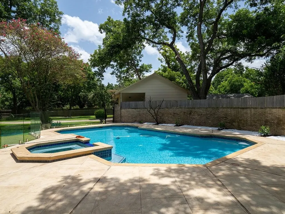 11905 Mustang Chase Drive Austin, TX 78727