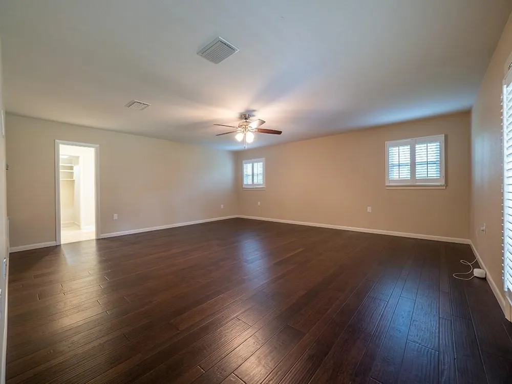 11905 Mustang Chase Drive Austin, TX 78727