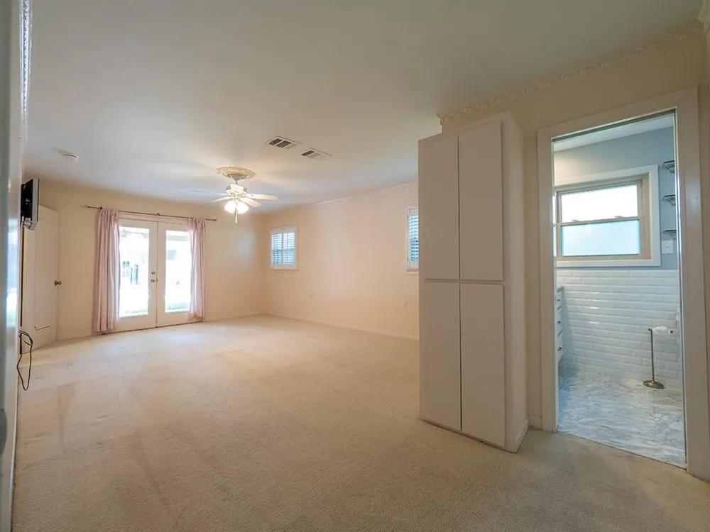 11905 Mustang Chase Drive Austin, TX 78727