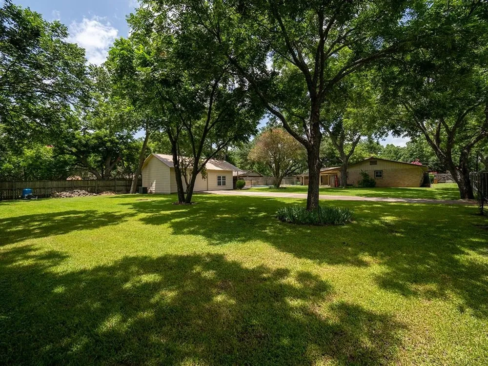 11905 Mustang Chase Drive Austin, TX 78727