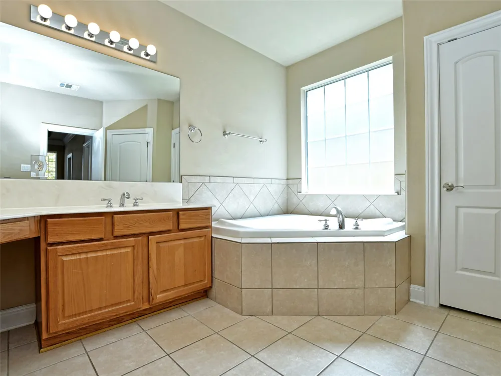 303 Hensley Drive Austin, TX 78738