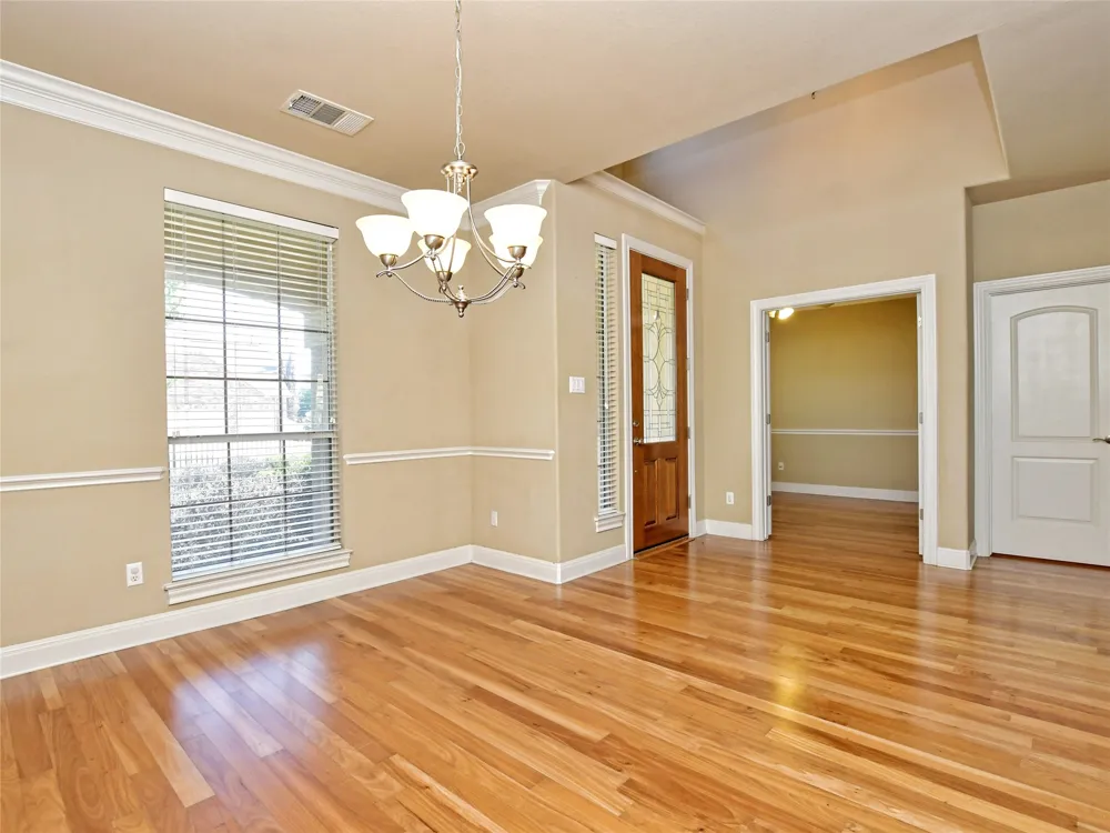 303 Hensley Drive Austin, TX 78738