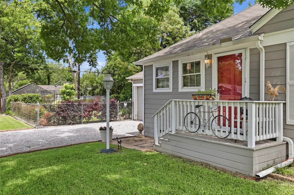 9003 Santa Clara Drive Dallas, TX 75218