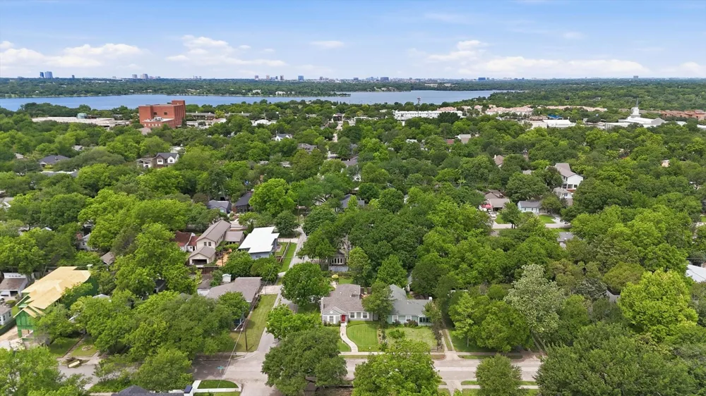 9003 Santa Clara Drive Dallas, TX 75218