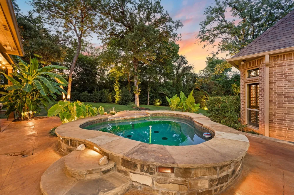 3056 Loch Meadow Court Southlake, TX 76092