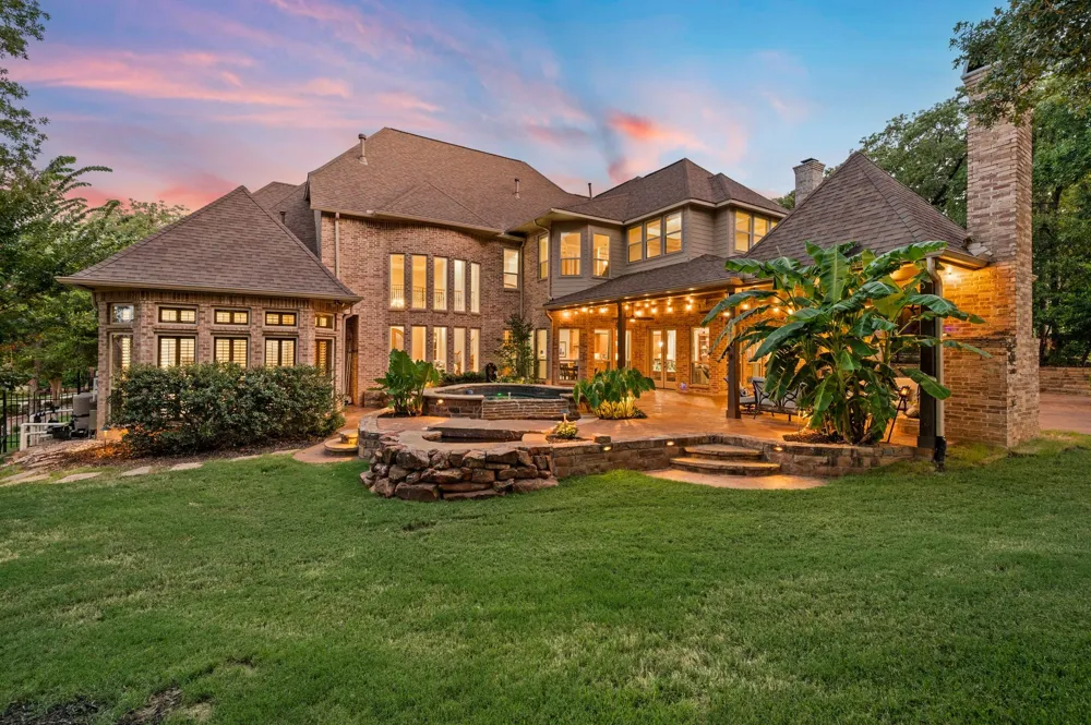 3056 Loch Meadow Court Southlake, TX 76092