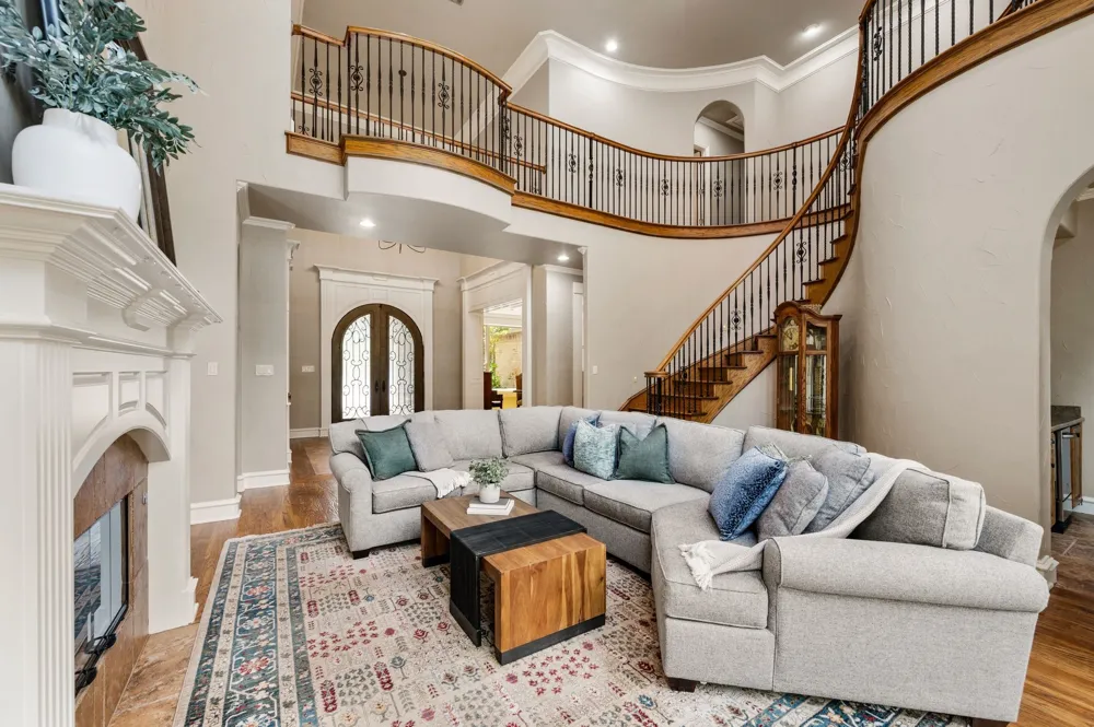 3056 Loch Meadow Court Southlake, TX 76092