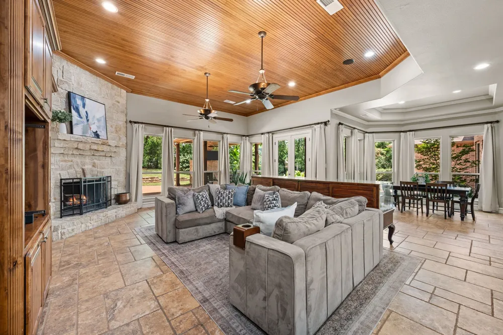 3056 Loch Meadow Court Southlake, TX 76092