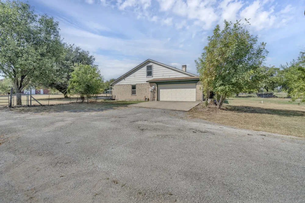 7029 County Road 526 Mansfield, TX 76063