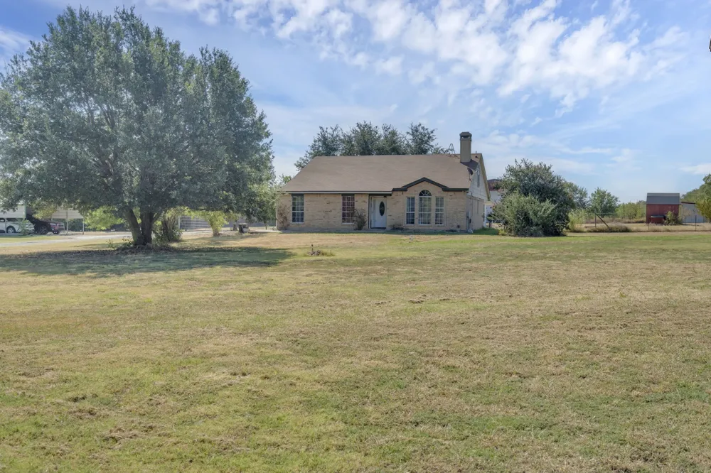 7029 County Road 526 Mansfield, TX 76063