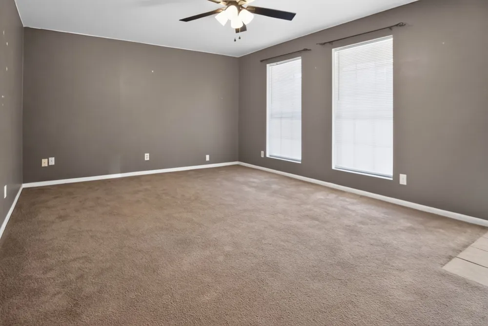 103 Clover Lane Palestine, TX 75803