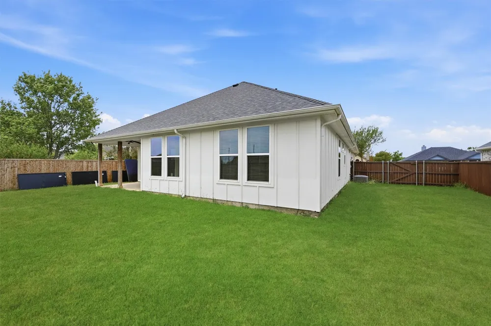 122 Alma Lane Whitewright, TX 75491