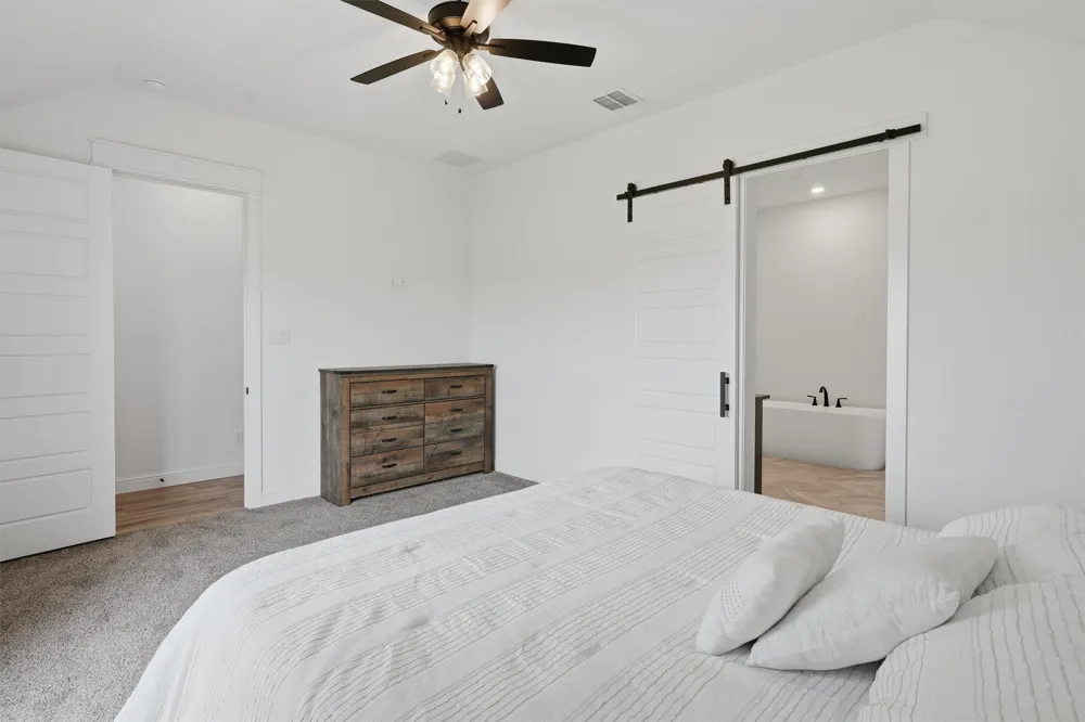 6941 Eagle Creek Drive Godley, TX 76044