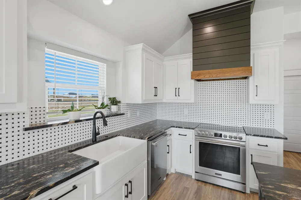 6941 Eagle Creek Drive Godley, TX 76044