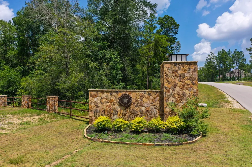 15821 Ridge Rock Road Willis, TX 77378