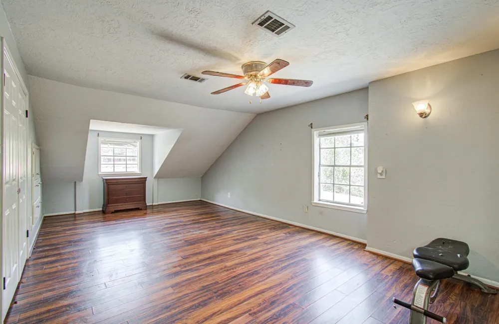 20593 Highway 105 Cleveland, TX 77328