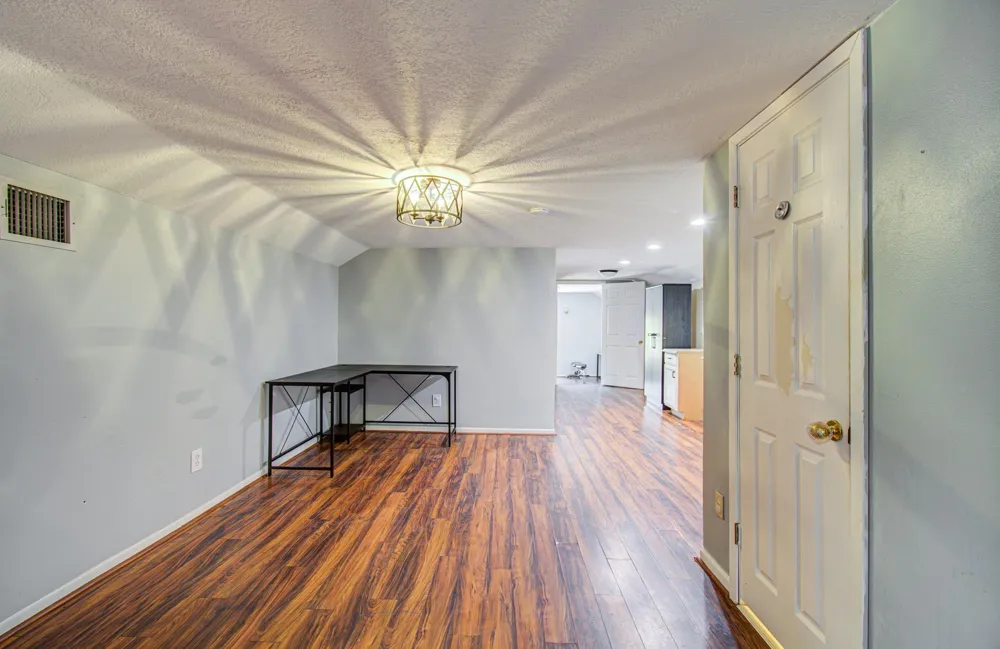 20593 Highway 105 Cleveland, TX 77328