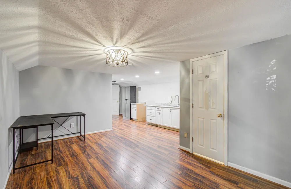20593 Highway 105 Cleveland, TX 77328