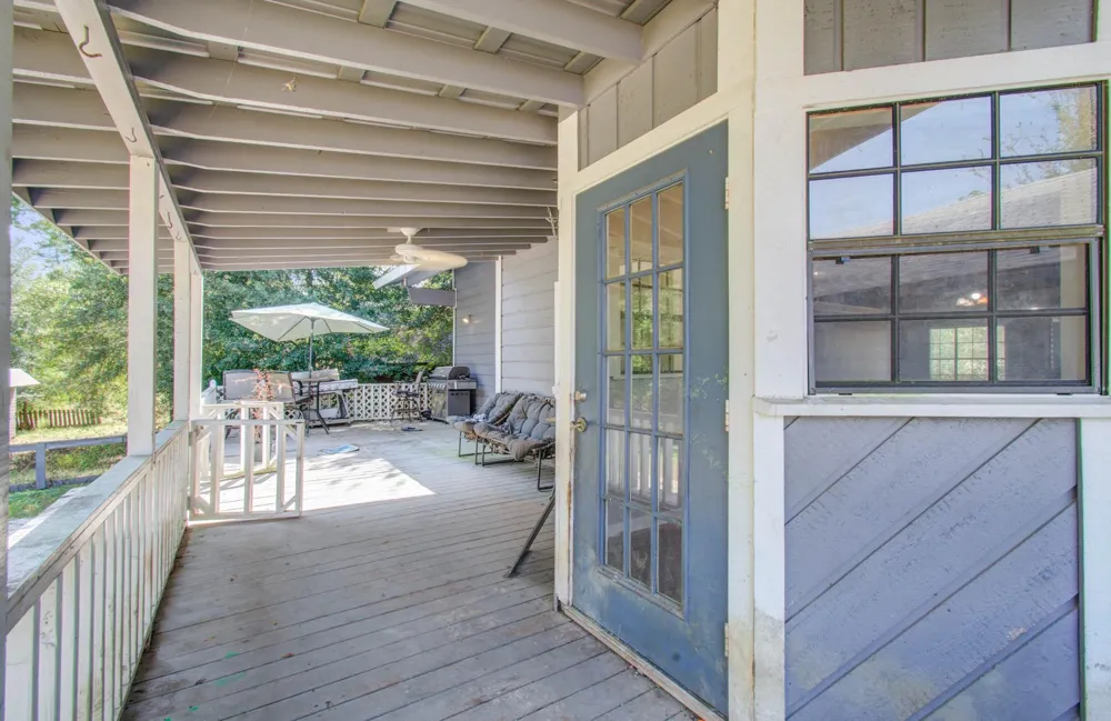 20593 Highway 105 Cleveland, TX 77328