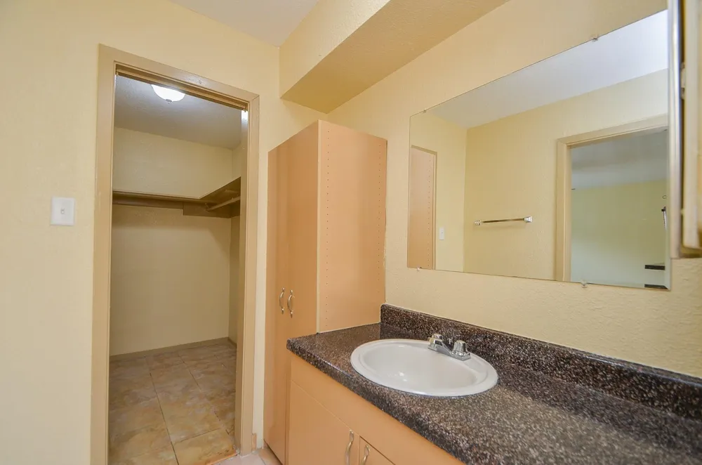 1419 Hawthorne #23 Houston, TX 77006