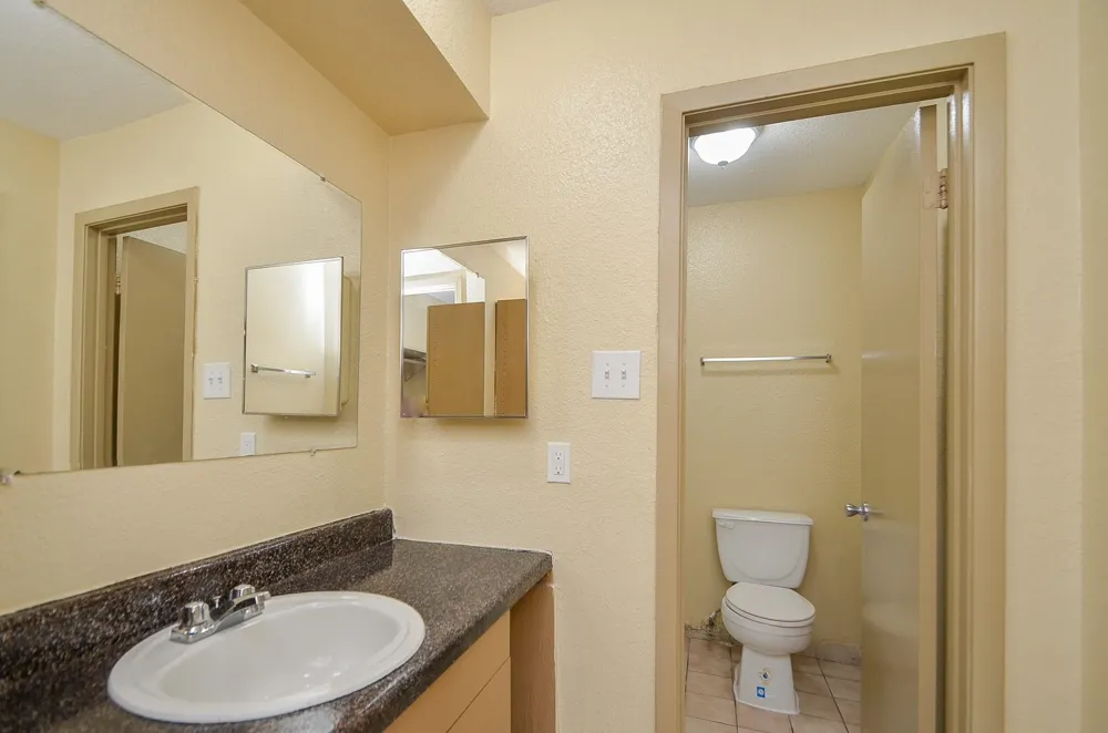 1419 Hawthorne #23 Houston, TX 77006