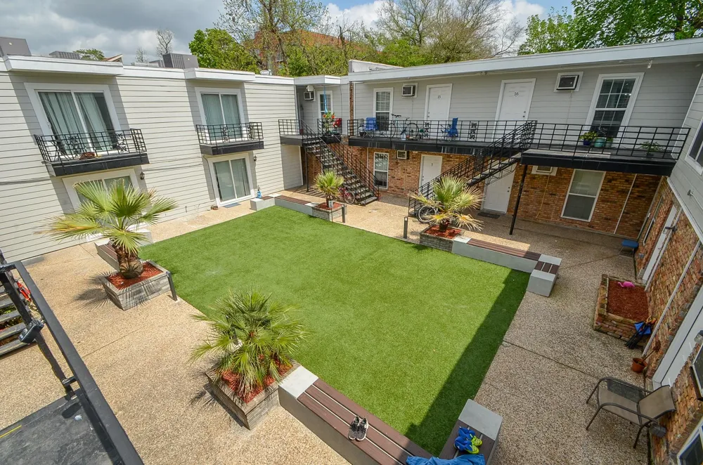 1419 Hawthorne #23 Houston, TX 77006