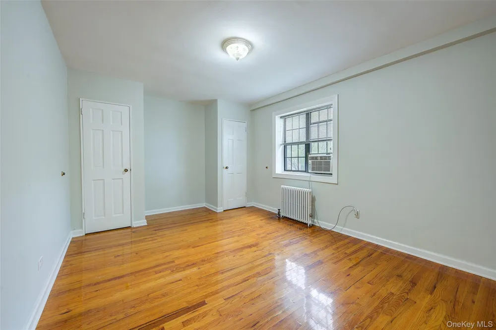 78-35 147th Street #2E Kew Garden Hills, NY 11367