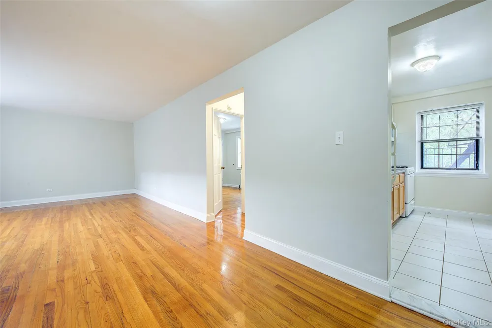 78-35 147th Street #2E Kew Garden Hills, NY 11367