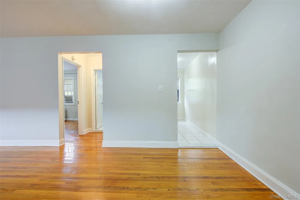 78-35 147th Street #2E Kew Garden Hills, NY 11367