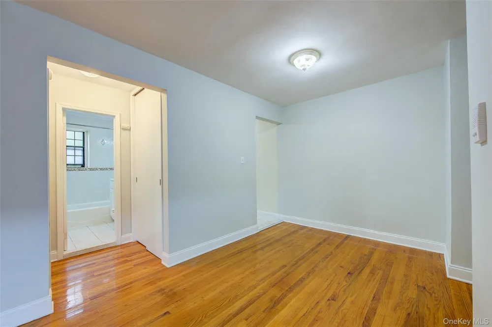 78-35 147th Street #2E Kew Garden Hills, NY 11367