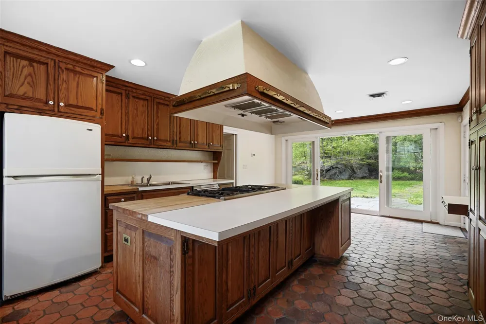 101 Woodlands Road Harrison, NY 10528