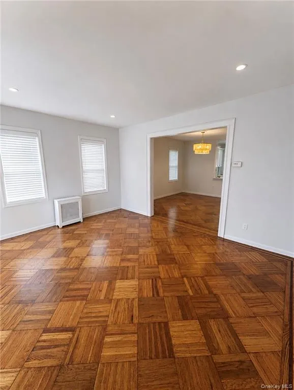 214 E 38th Street Brooklyn, NY 11203