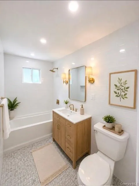 214 E 38th Street Brooklyn, NY 11203