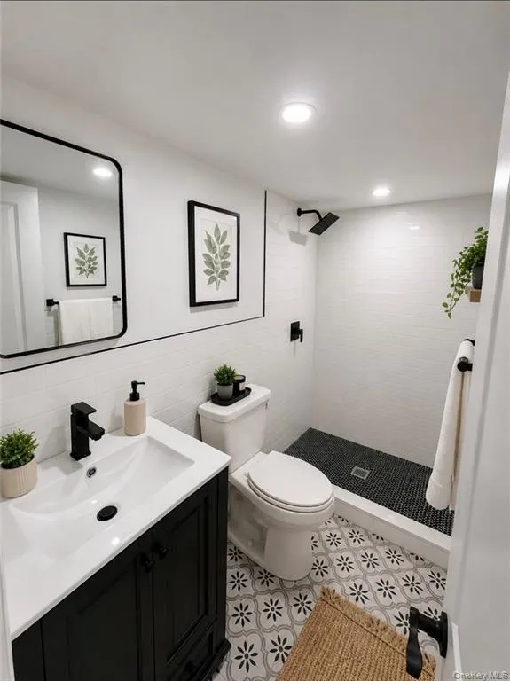 214 E 38th Street Brooklyn, NY 11203