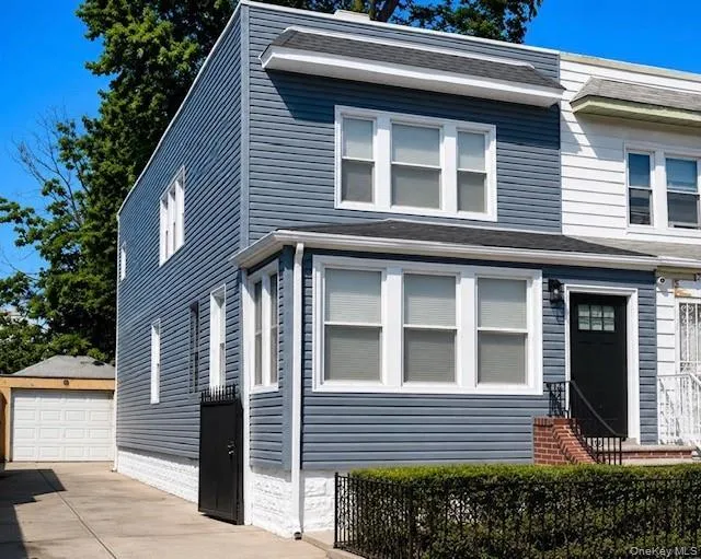 214 E 38th Street Brooklyn, NY 11203