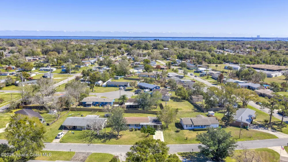 1725 Bryn Mawr Drive Titusville, FL 32796