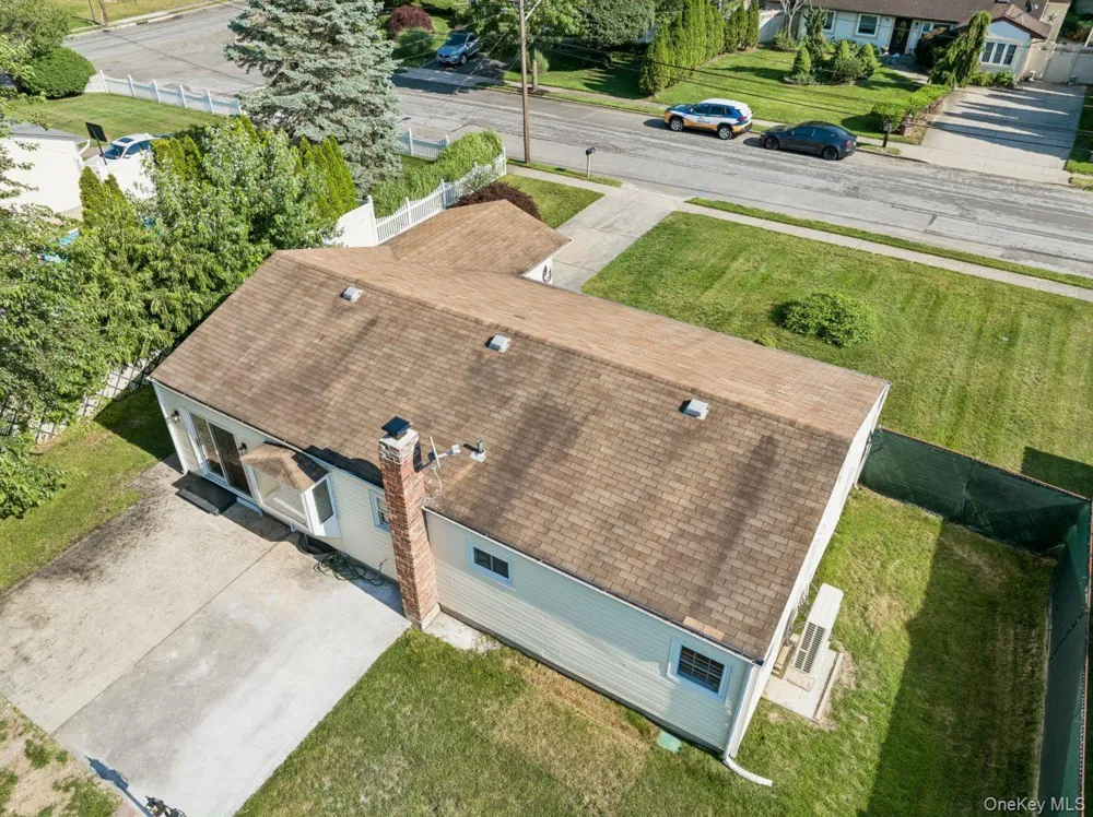 98 Rose Place Selden, NY 11784