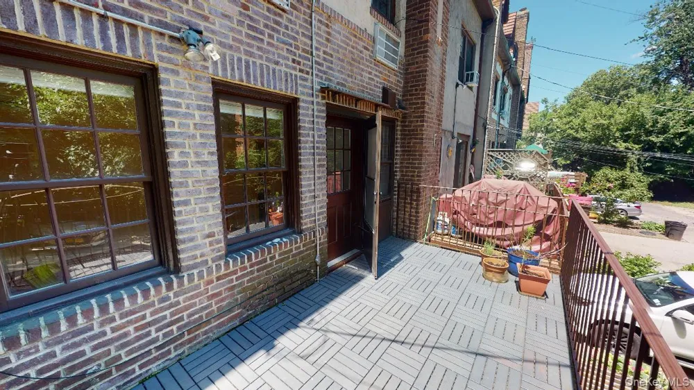 382 Burns Street #1 Forest Hills, NY 11375
