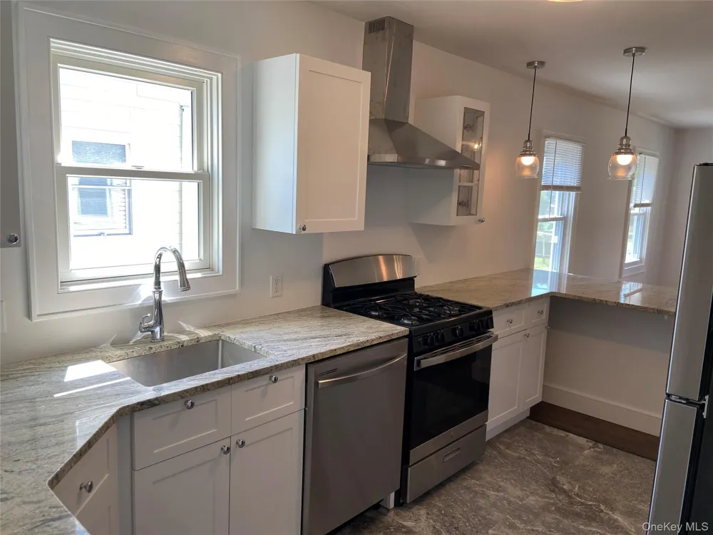 424 Sweezy Avenue Riverhead, NY 11901