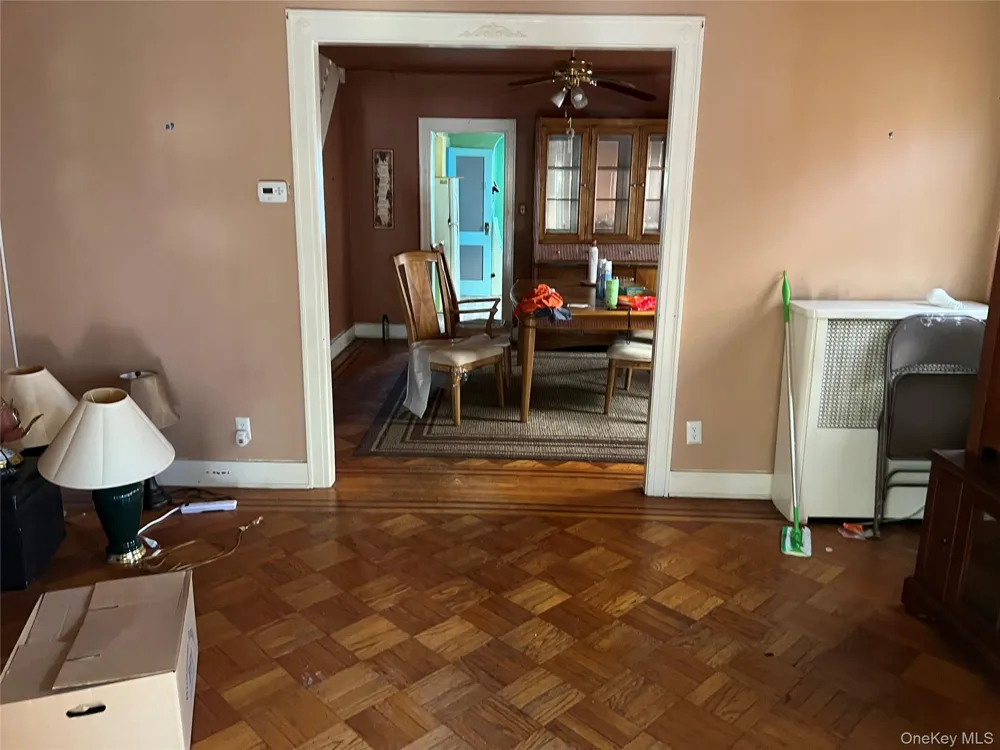 20953 111th Avenue Queens Village, NY 11429