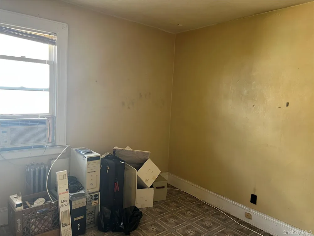 20953 111th Avenue Queens Village, NY 11429