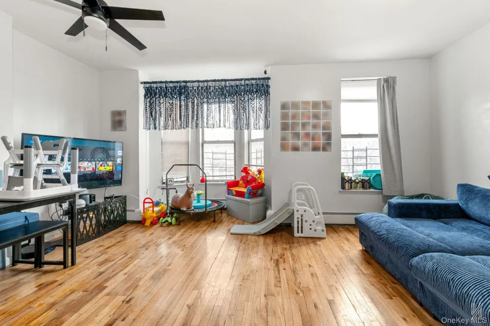 426 54th Street Brooklyn, NY 11220
