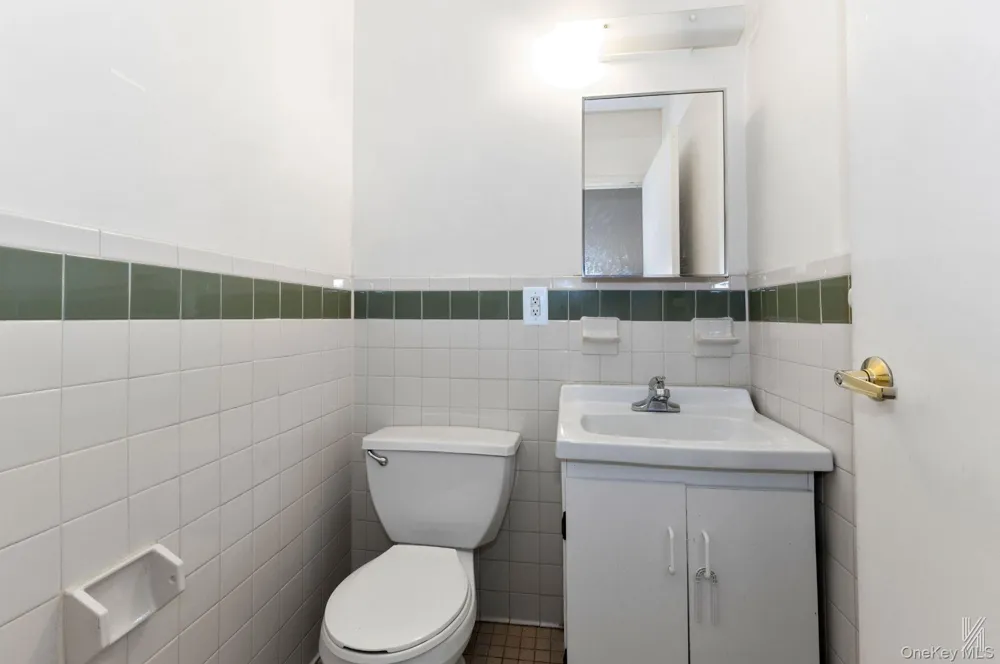426 54th Street Brooklyn, NY 11220