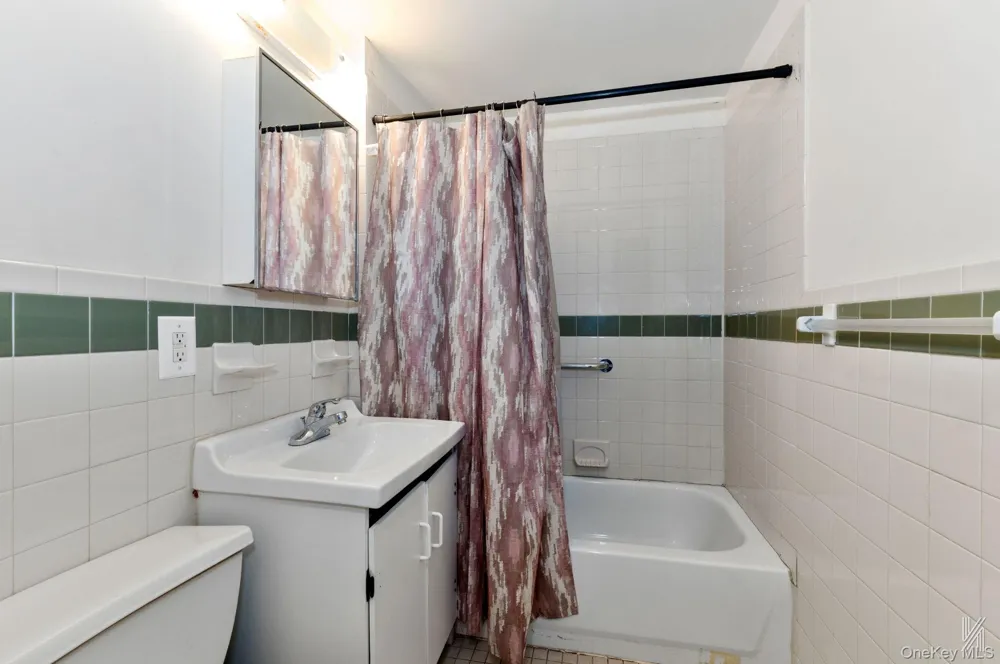 426 54th Street Brooklyn, NY 11220