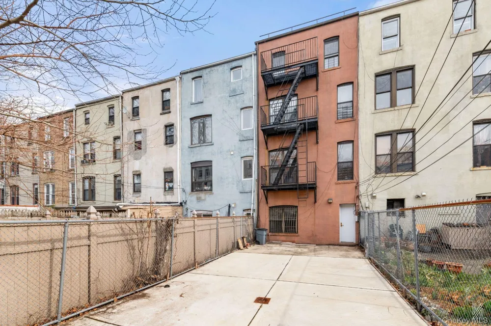426 54th Street Brooklyn, NY 11220