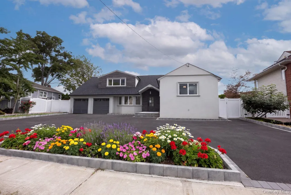 2819 Bay Drive Merrick, NY 11566