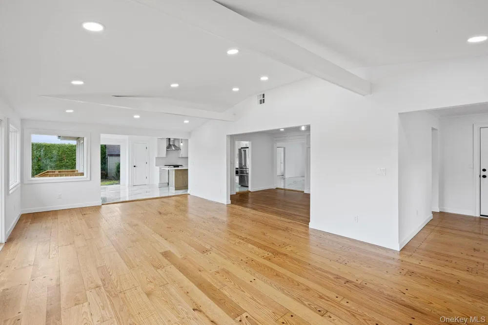 2819 Bay Drive Merrick, NY 11566