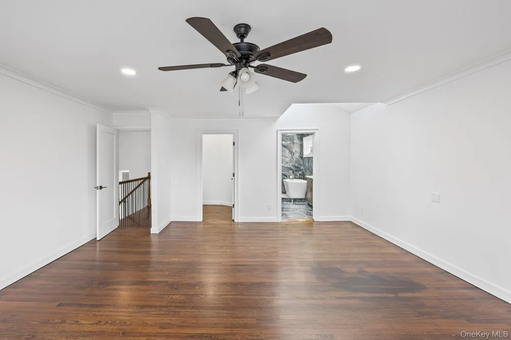 2819 Bay Drive Merrick, NY 11566