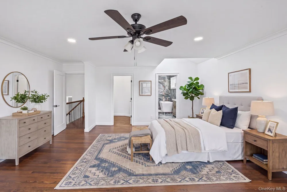 2819 Bay Drive Merrick, NY 11566