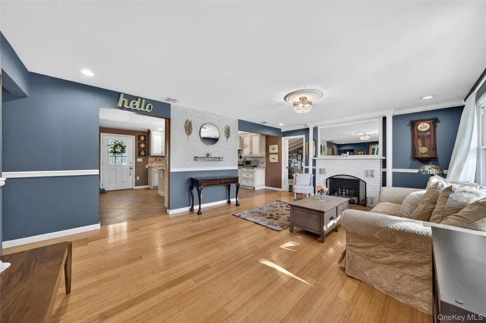 27 High Hill Avenue Warwick, NY 10990